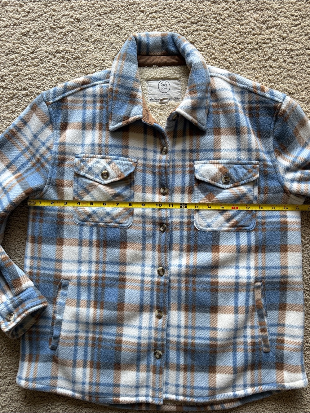 Sage Collective Baby Blue, White, Tan Plaid Button-Front Fleece Jacket, Small.
